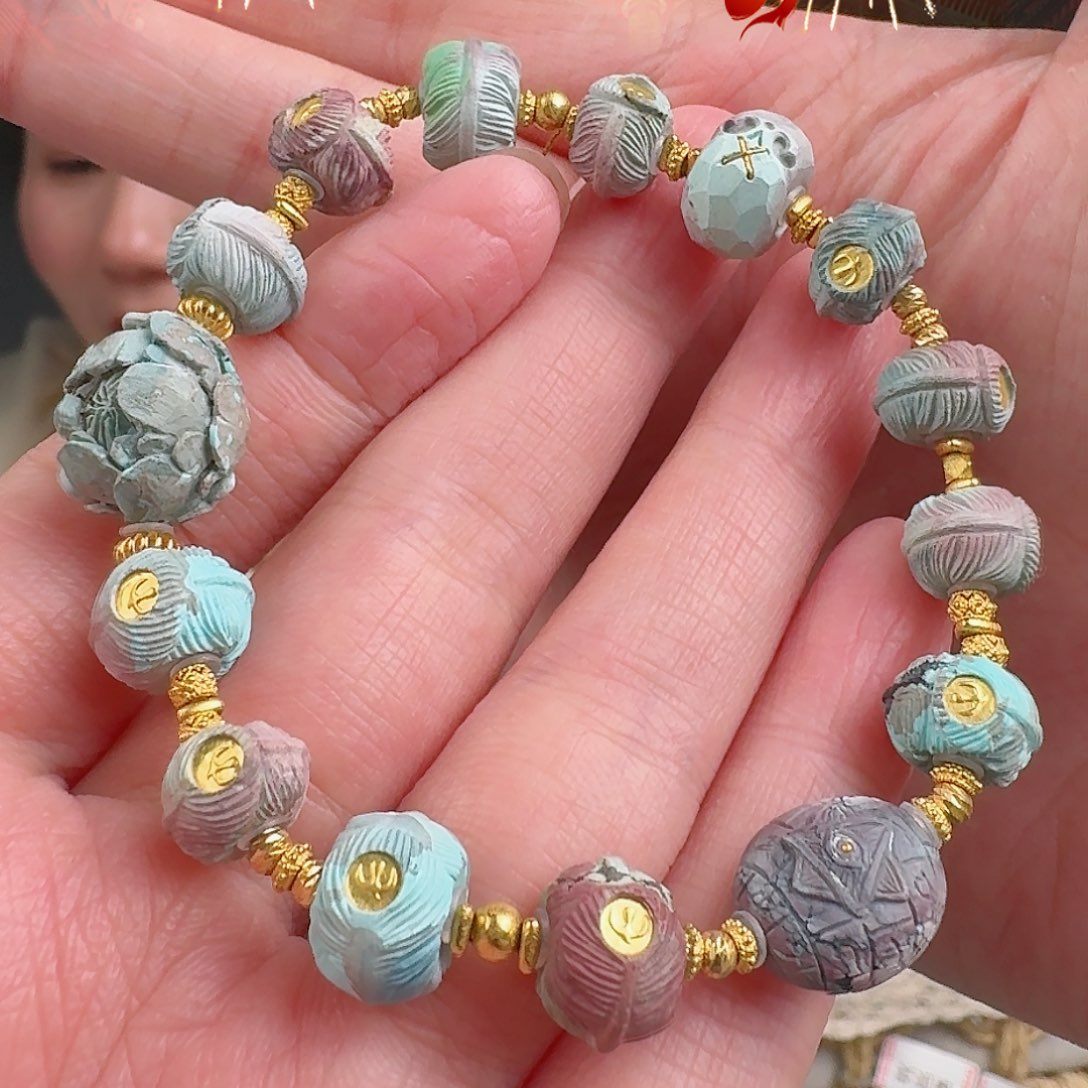 绿松石珠宝奇石18K金镶嵌