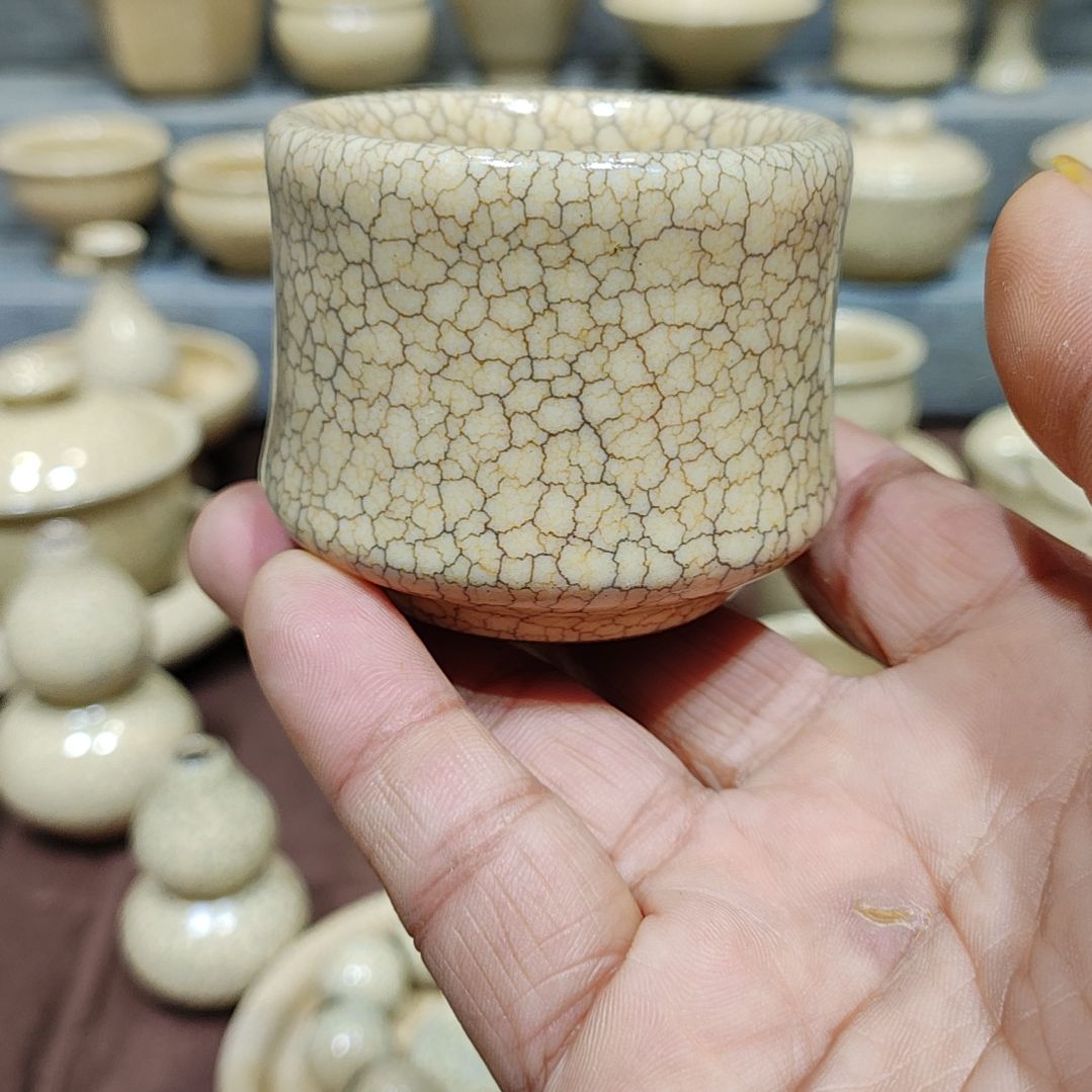 M***g龚东华老师梅花墨纹作品