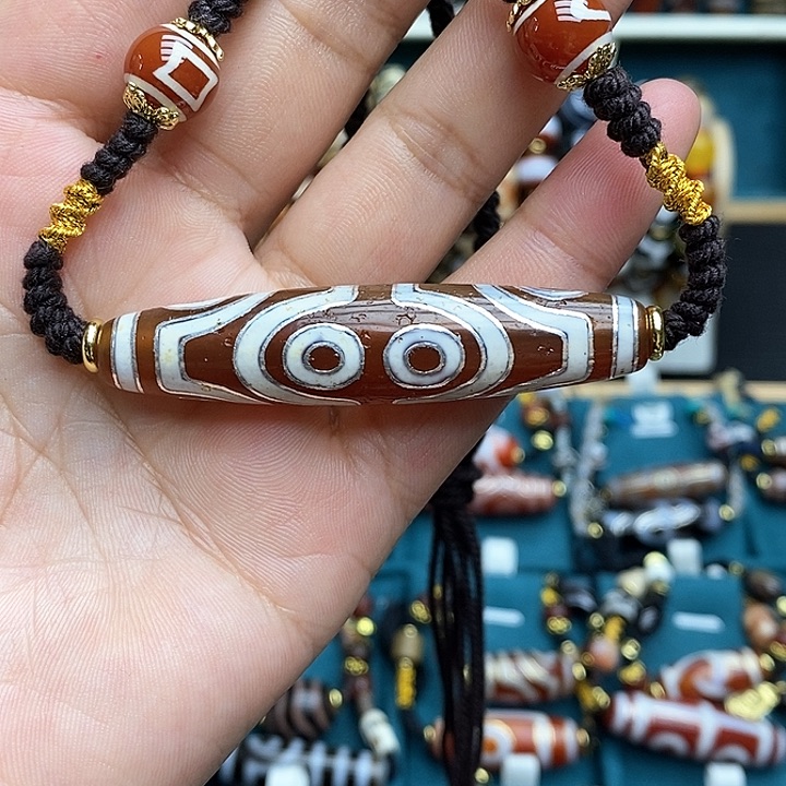 玛瑙/玉髓颈饰合金