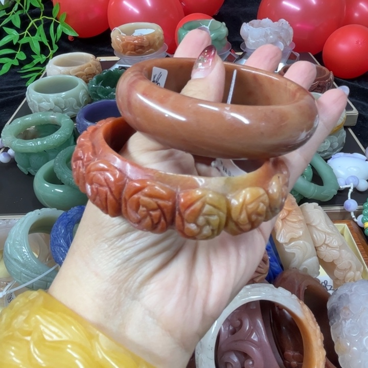 石英质玉手镯未镶嵌