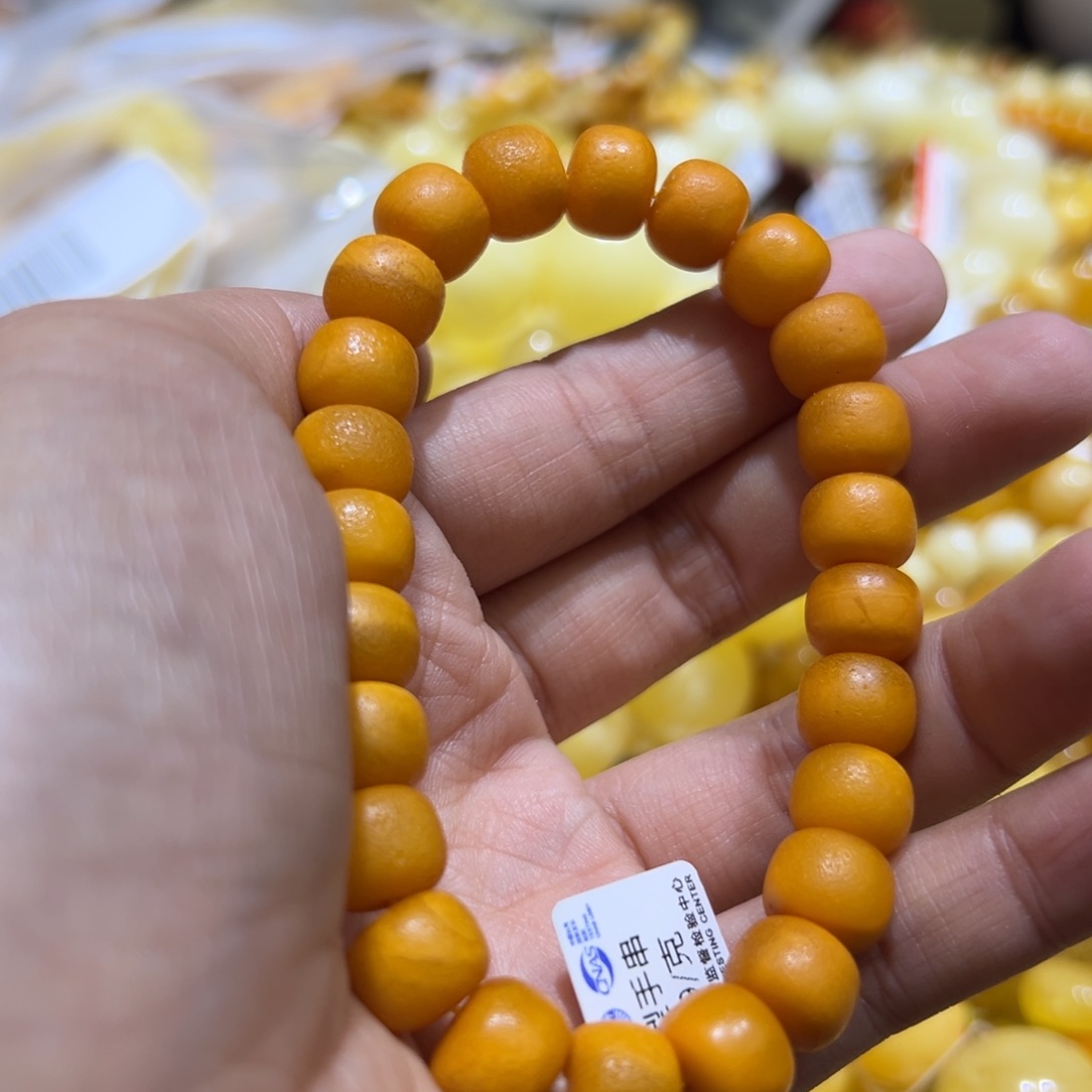 琥珀珠宝奇石未镶嵌