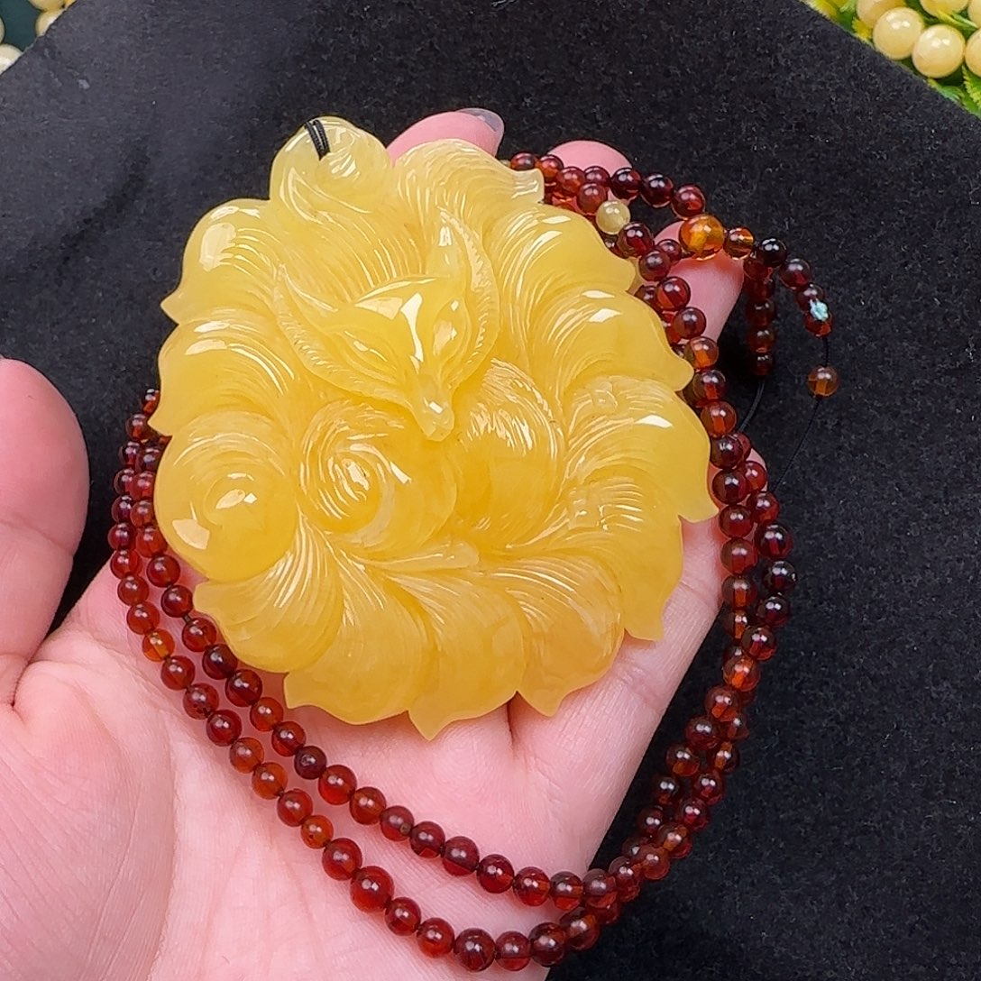 蜜蜡未镶嵌珠宝奇石微粉
