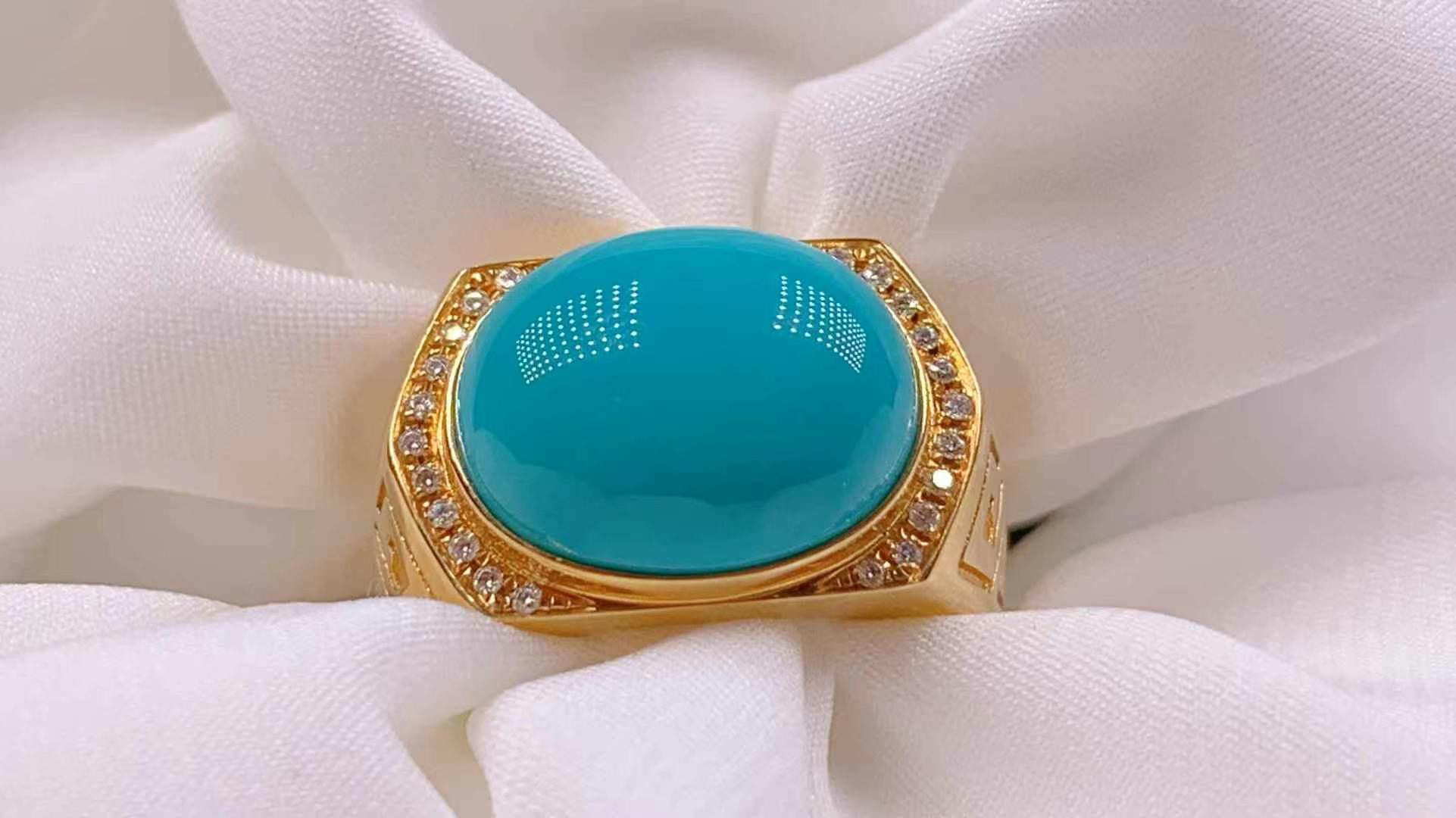 原矿高瓷高蓝绿松石戒面，镶嵌18k金，全品无瑕，戒面尺寸16✖️12.5mm