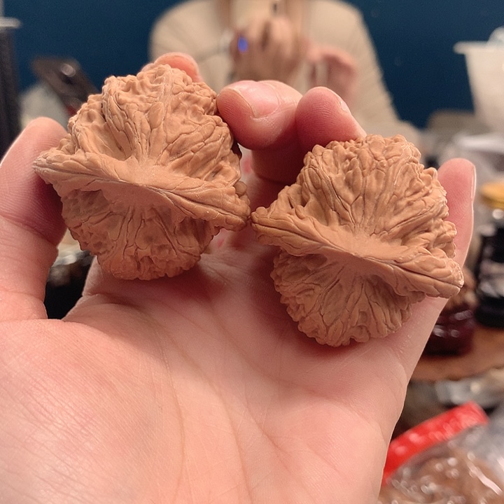 文玩核桃吊坠望月42 