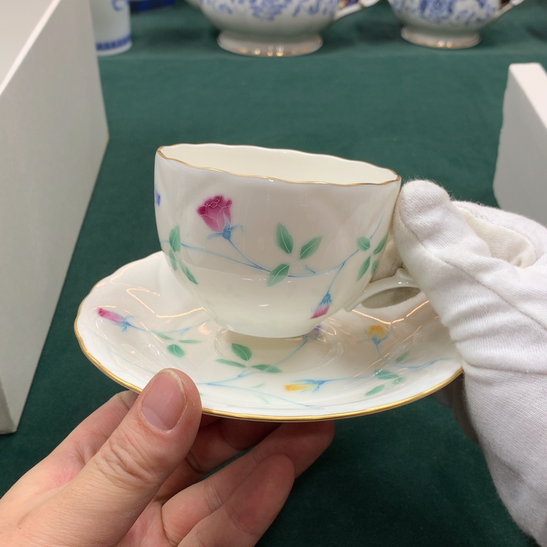 摆件全是大漂亮瓷器啊美美哒