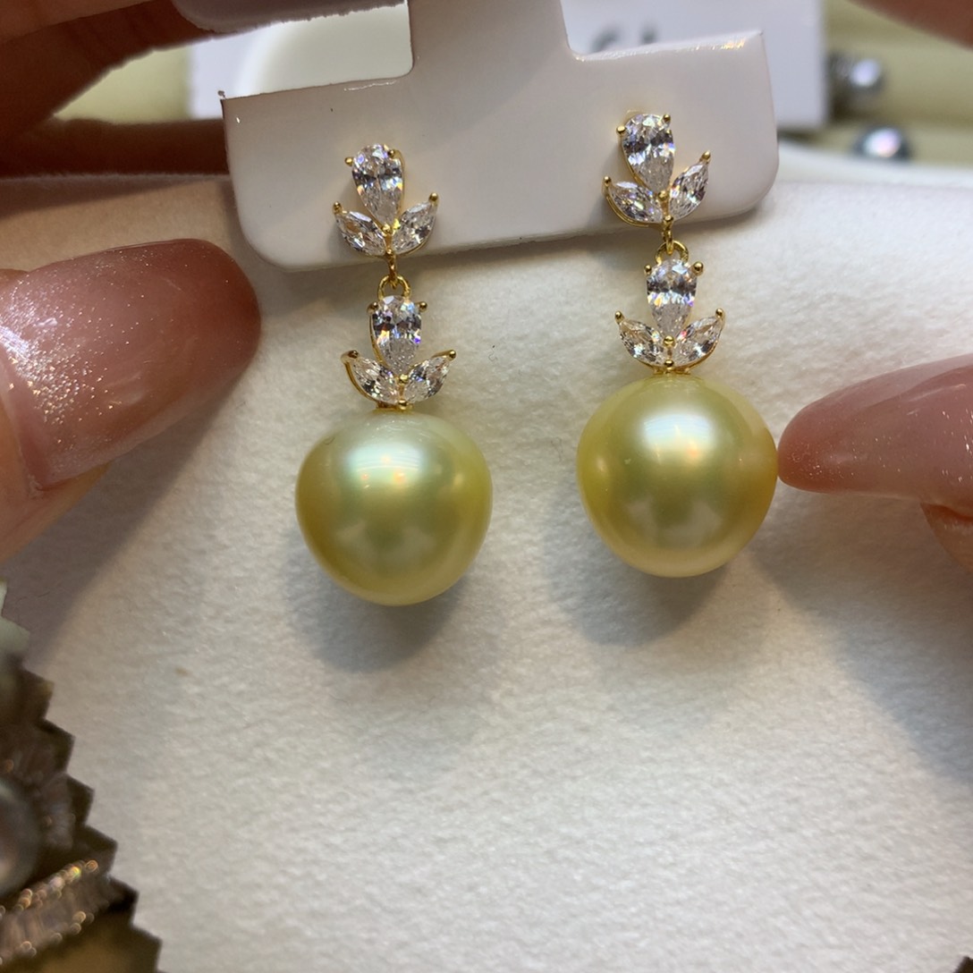 银S925镶嵌耳饰海水珍珠