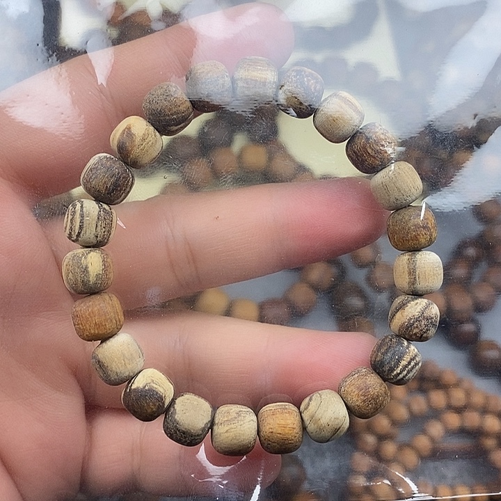 贡木无事牌废土风妖花