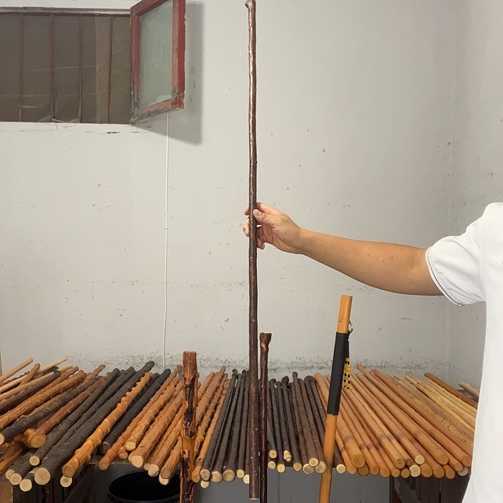 芭***豪秦岭石山兔儿条鞭杆