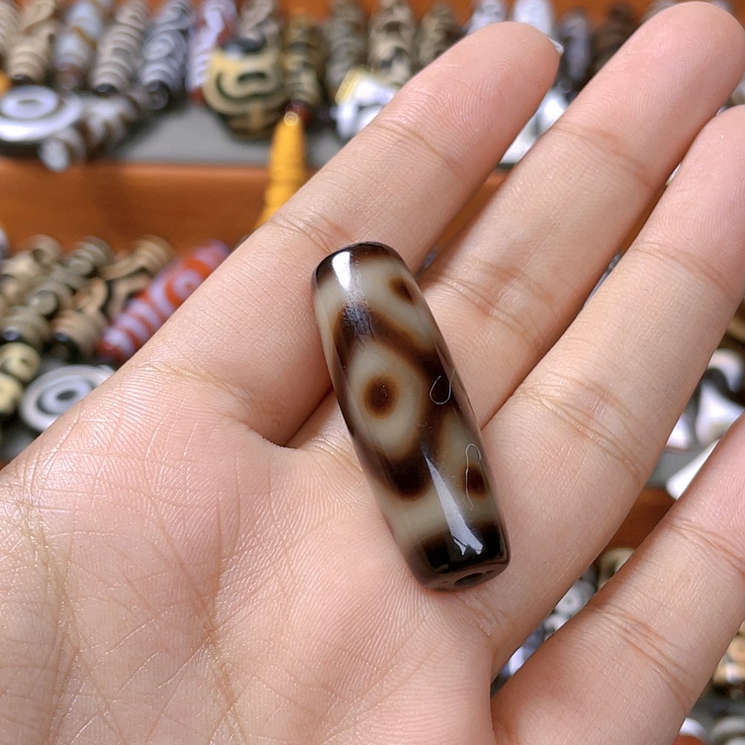 用***9玛瑙/玉髓未镶嵌颈饰