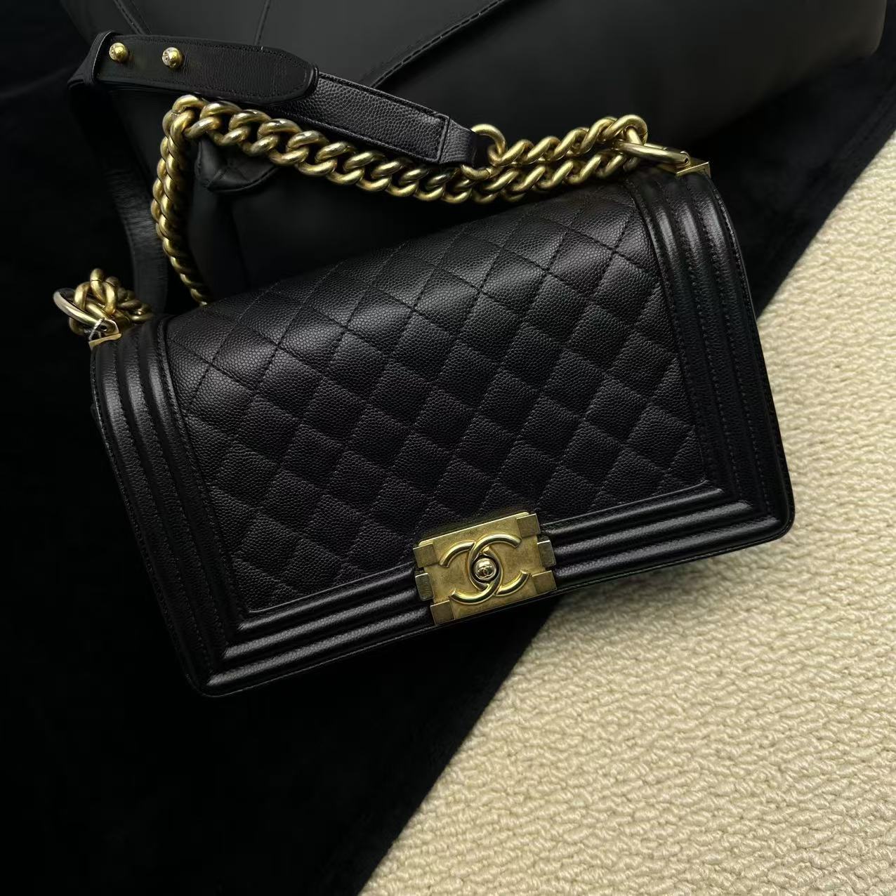 95新 Chanel/香奈儿 【阿玮专属】黑金菱格纹BOY单肩包/668078