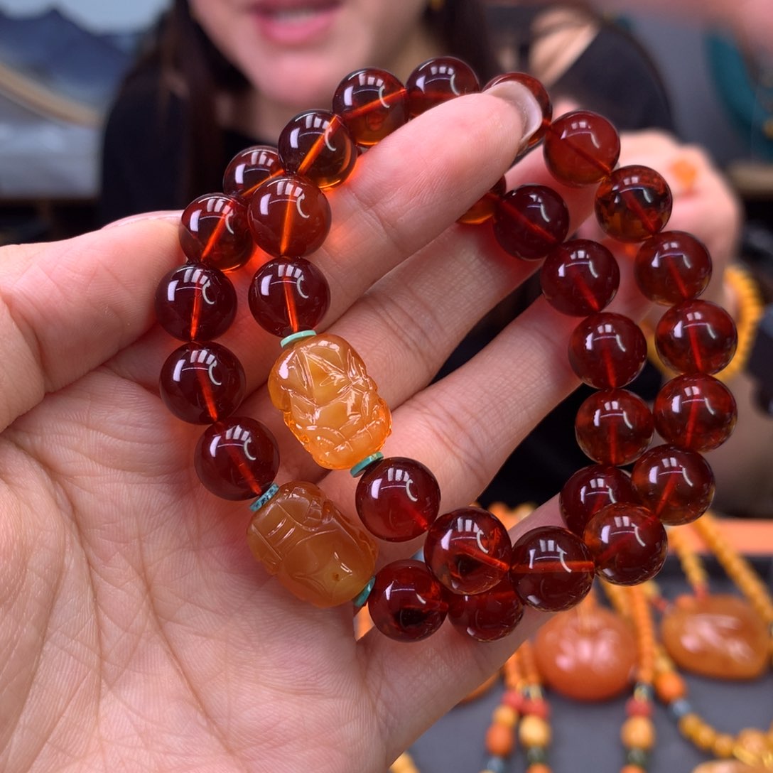 未镶嵌血珀手串多样性发一