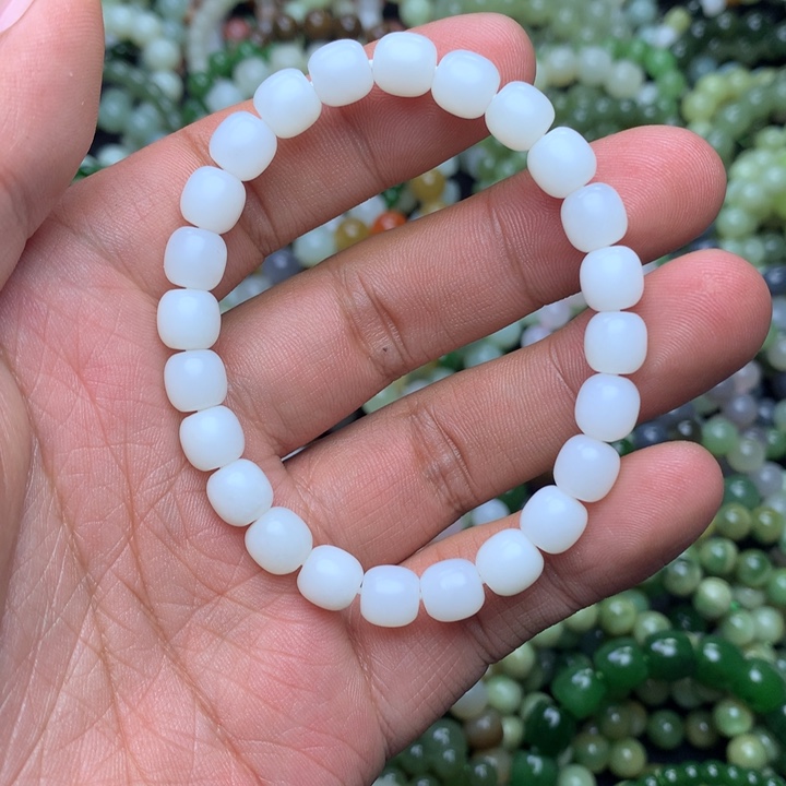 G***3和田玉未镶嵌手串