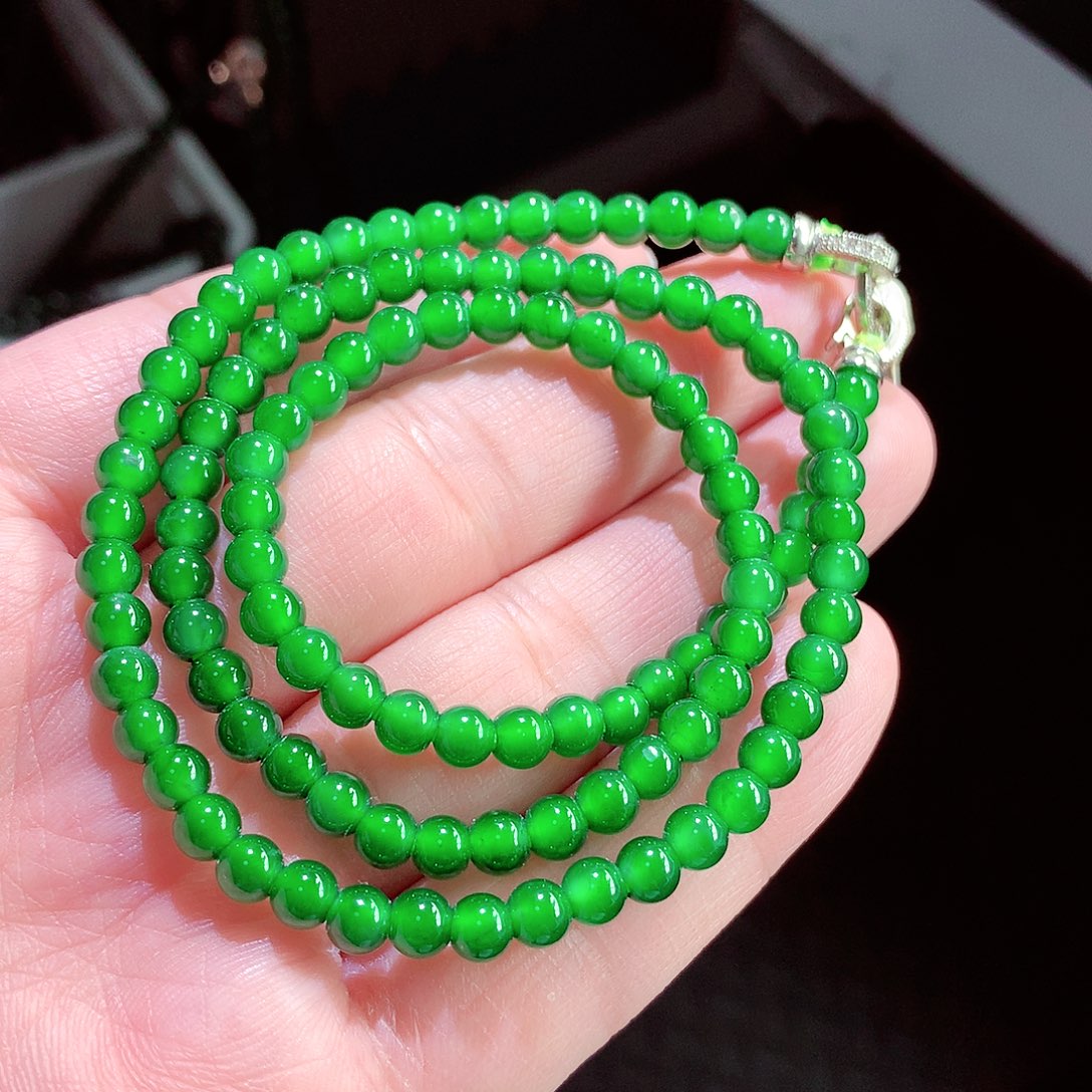 翡翠手链未镶嵌天然翡翠手链未镶嵌