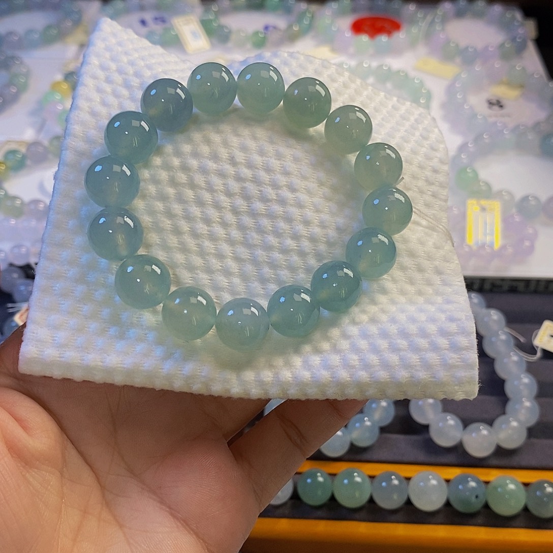 定制翡翠未镶嵌翡翠.