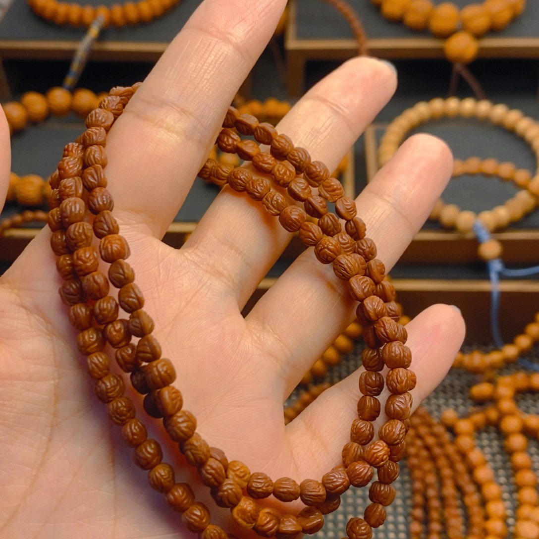 江***7吊坠桃核秦岭森林04