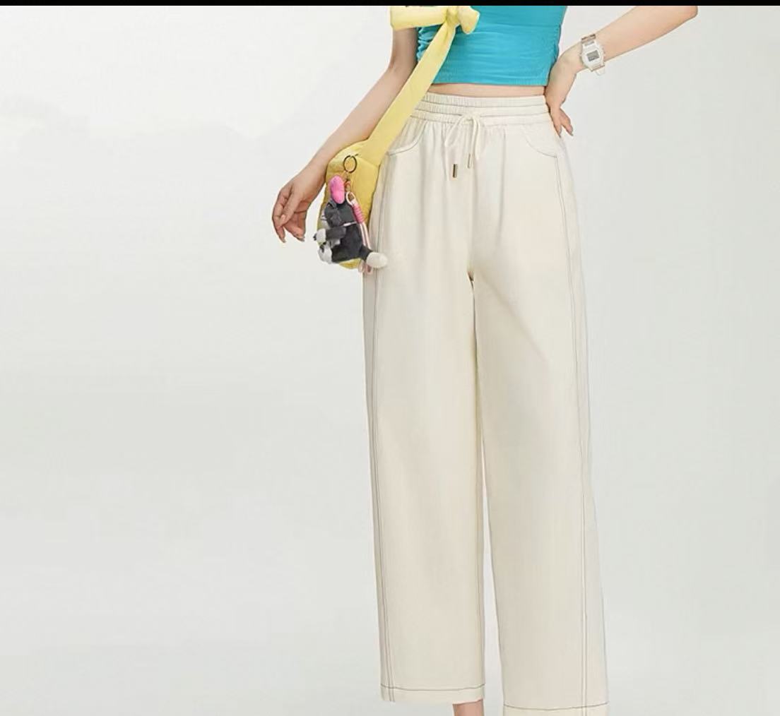 8640-包容多种腿型侧面双线拼接（米白）镰刀牛仔裤