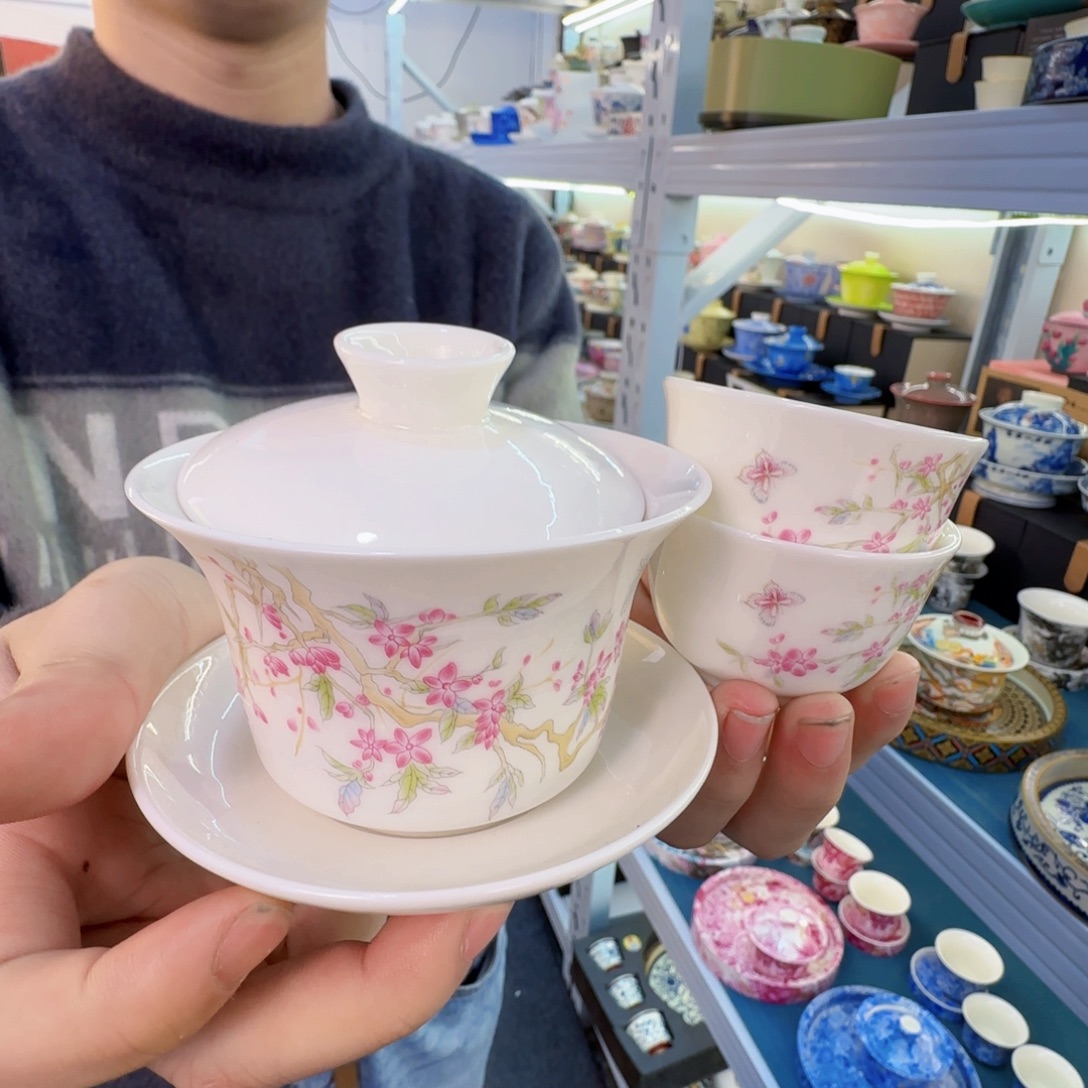 当代艺术家辞典等多