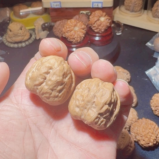 文玩核桃把件蛤嚒头33