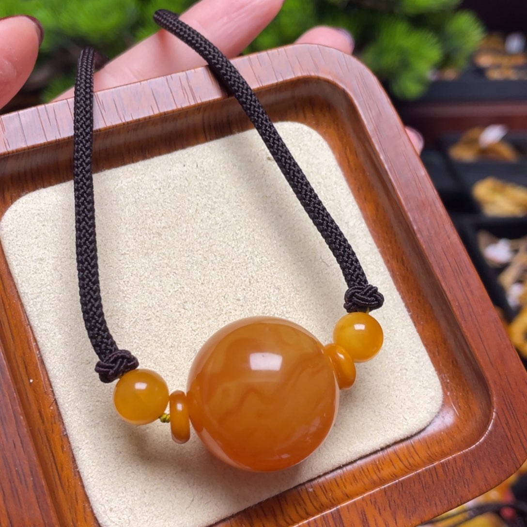 蜜蜡颈饰未镶嵌项链