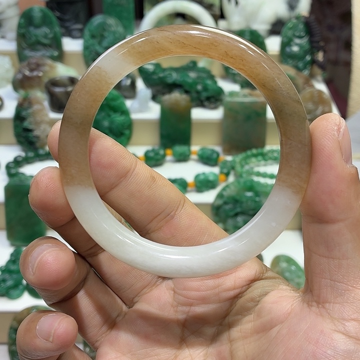 独山玉未镶嵌手镯56.5圈口
