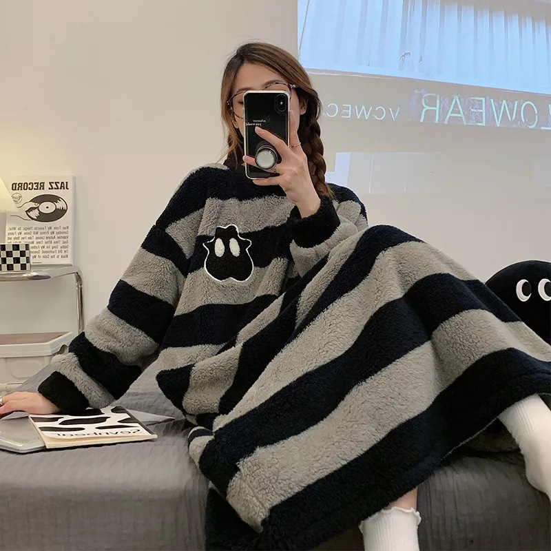 珊瑚绒睡裙女冬季长款珊瑚绒睡衣法兰绒加绒加厚大码连衣裙家居服