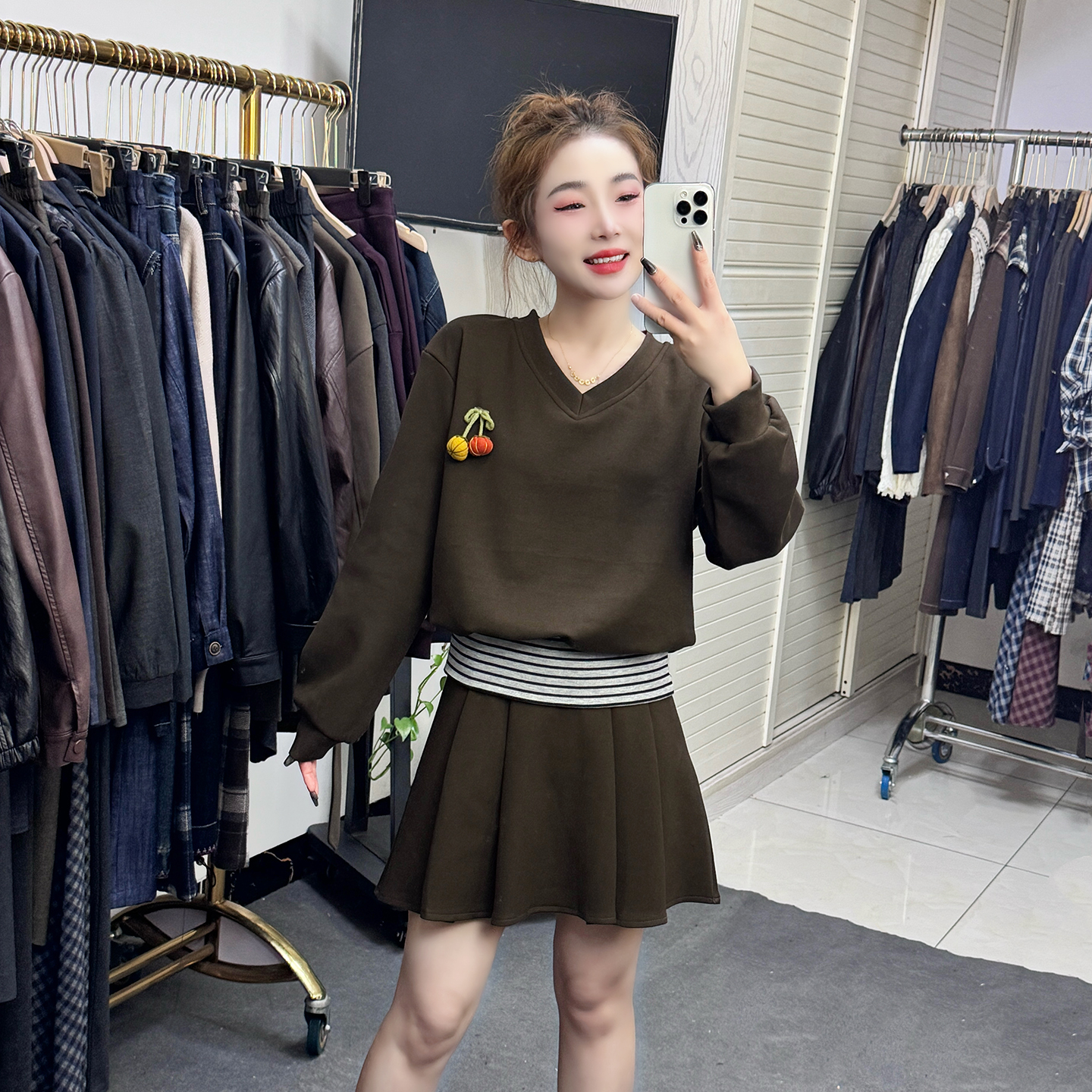 时尚休闲套装裙女2025秋季新款洋气减龄气质百搭卫衣半身裙两件套