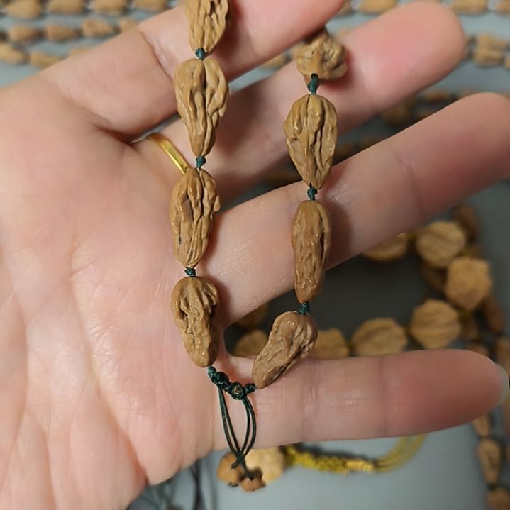 核桃银*系异形小手串10尺寸