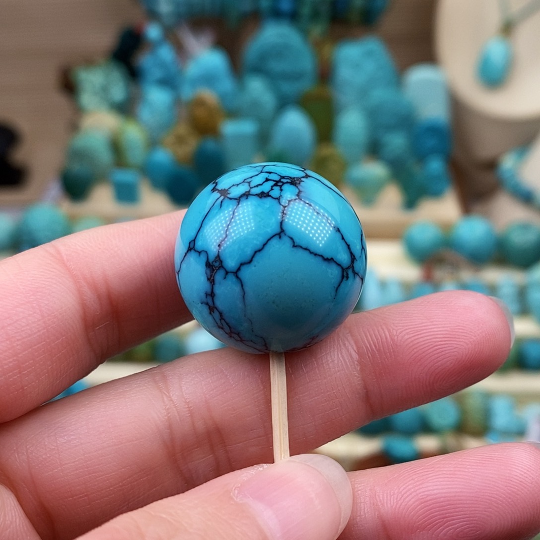 绿松石珠宝奇石未镶嵌吃**猫