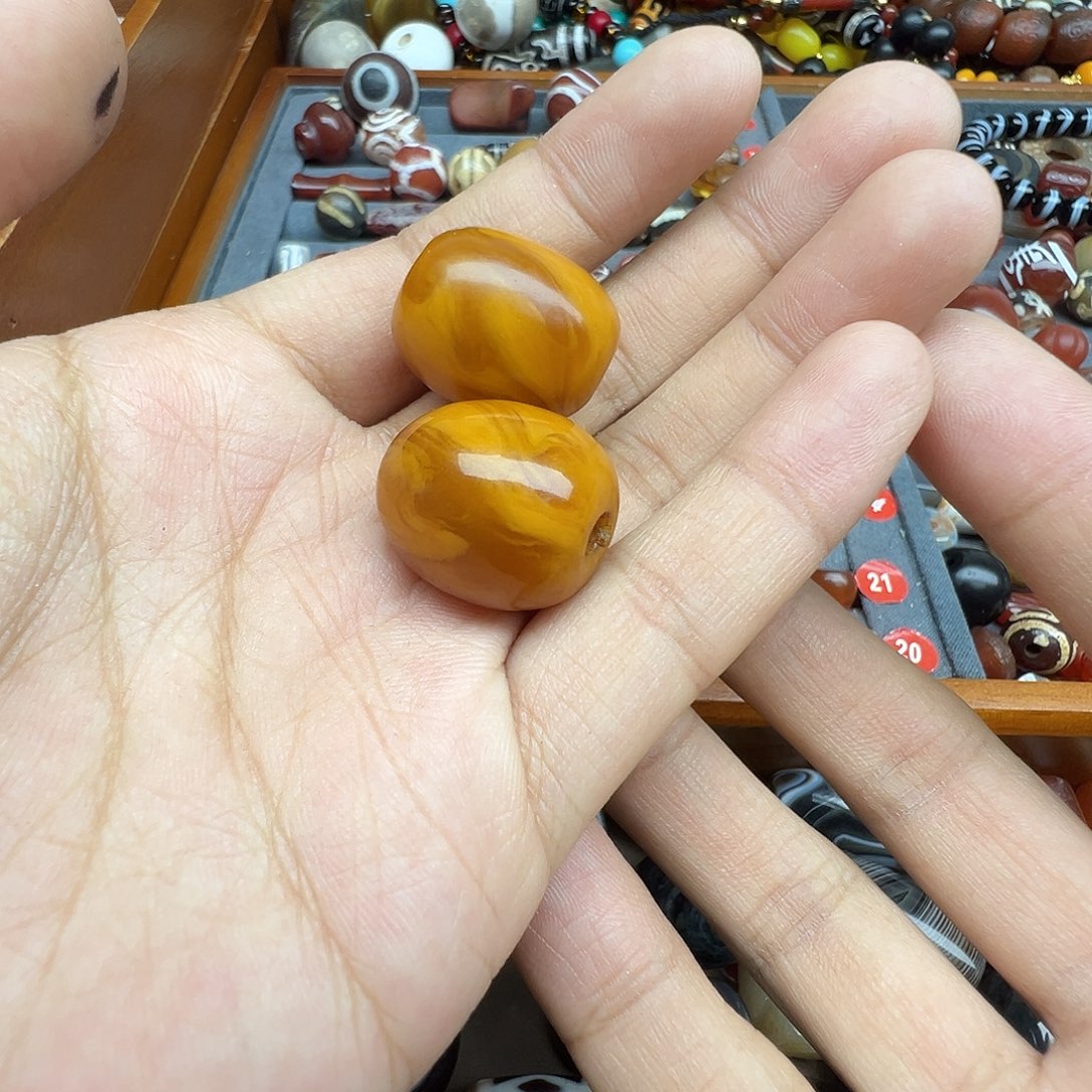 多***乐玛瑙/玉髓未镶嵌珠宝半成品