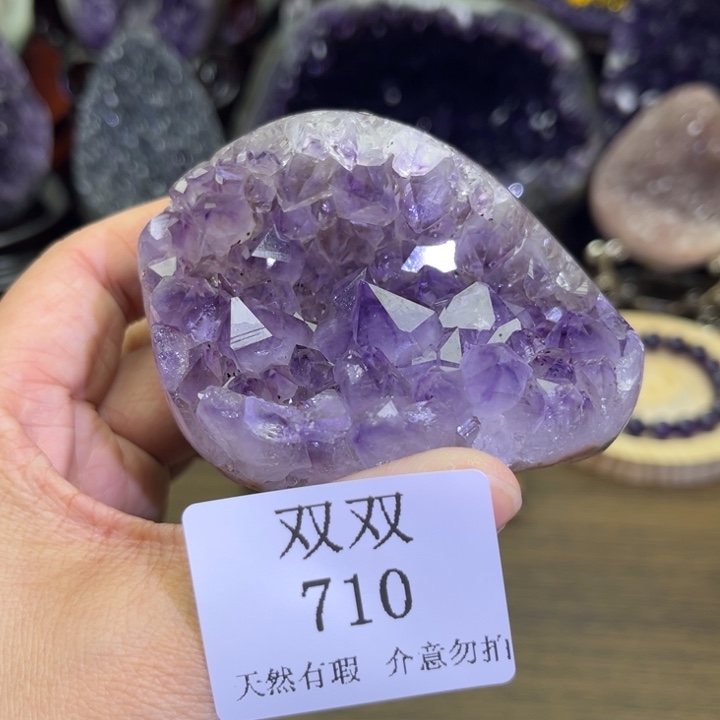 未镶嵌水晶大型摆件（非配饰）
