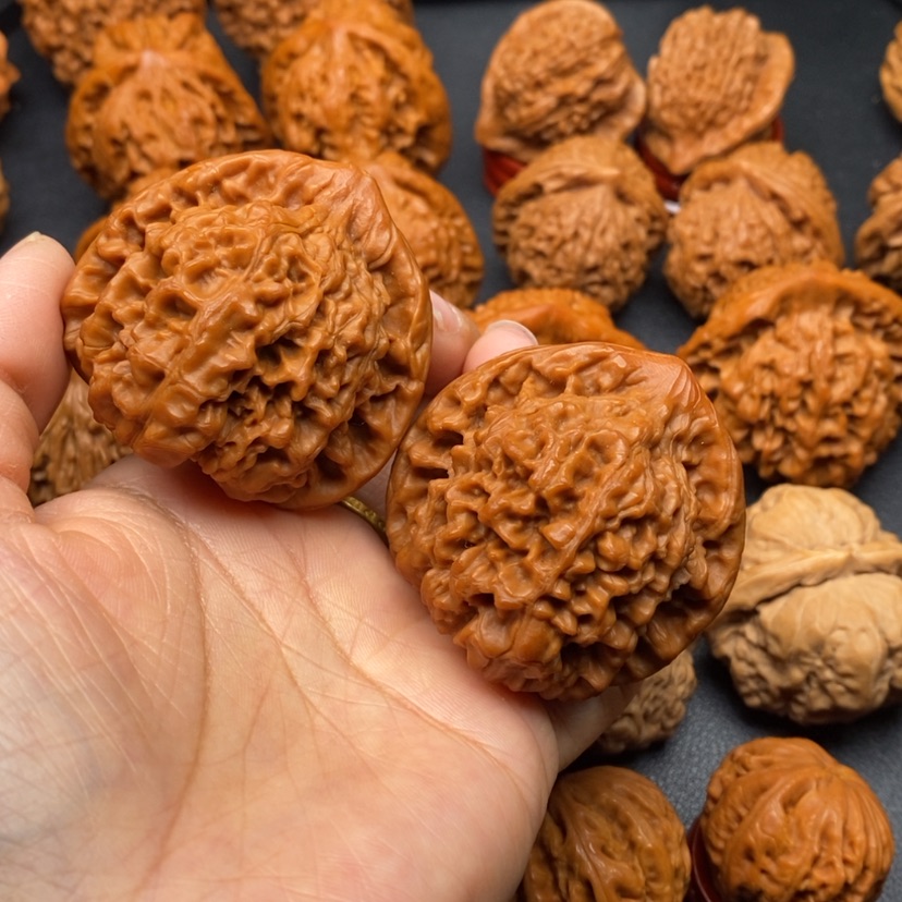 【闪购商品】文玩核桃把件伊****水官帽