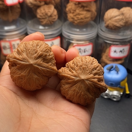 文玩核桃把件铁锤