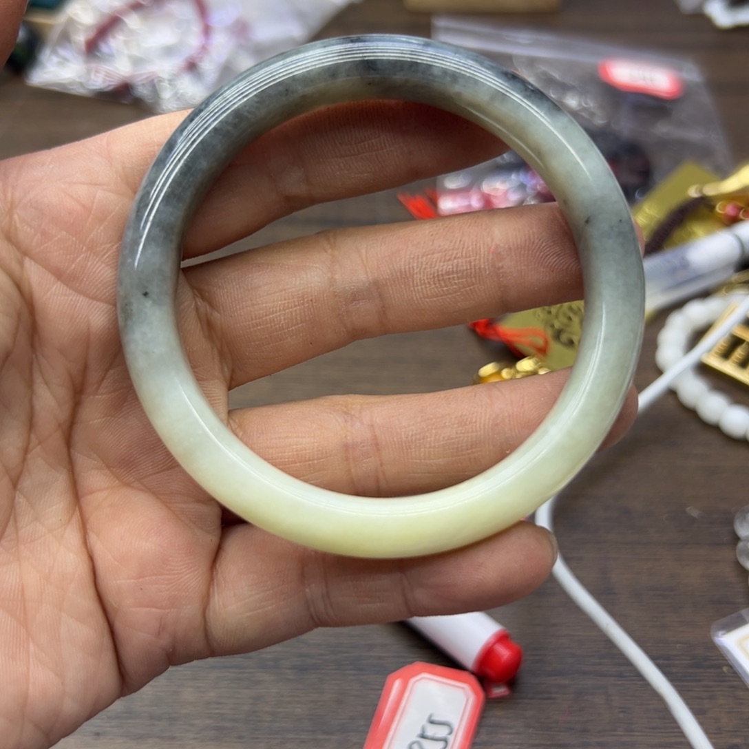 和田玉未镶嵌手镯60.2圈围147