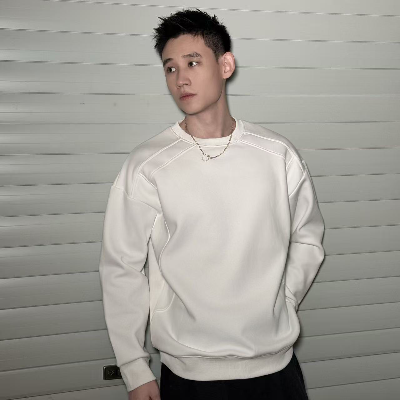 秋冬加绒长袖男士宽松百搭卫衣 时尚休闲叠穿净色素板7208