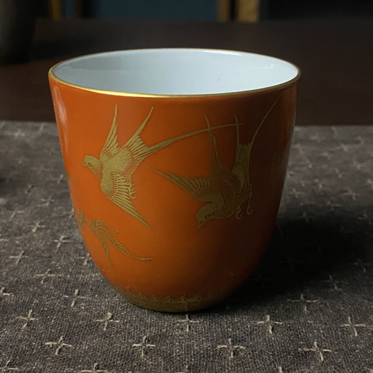 景德镇矾红描金花鸟杯 墨缘堂