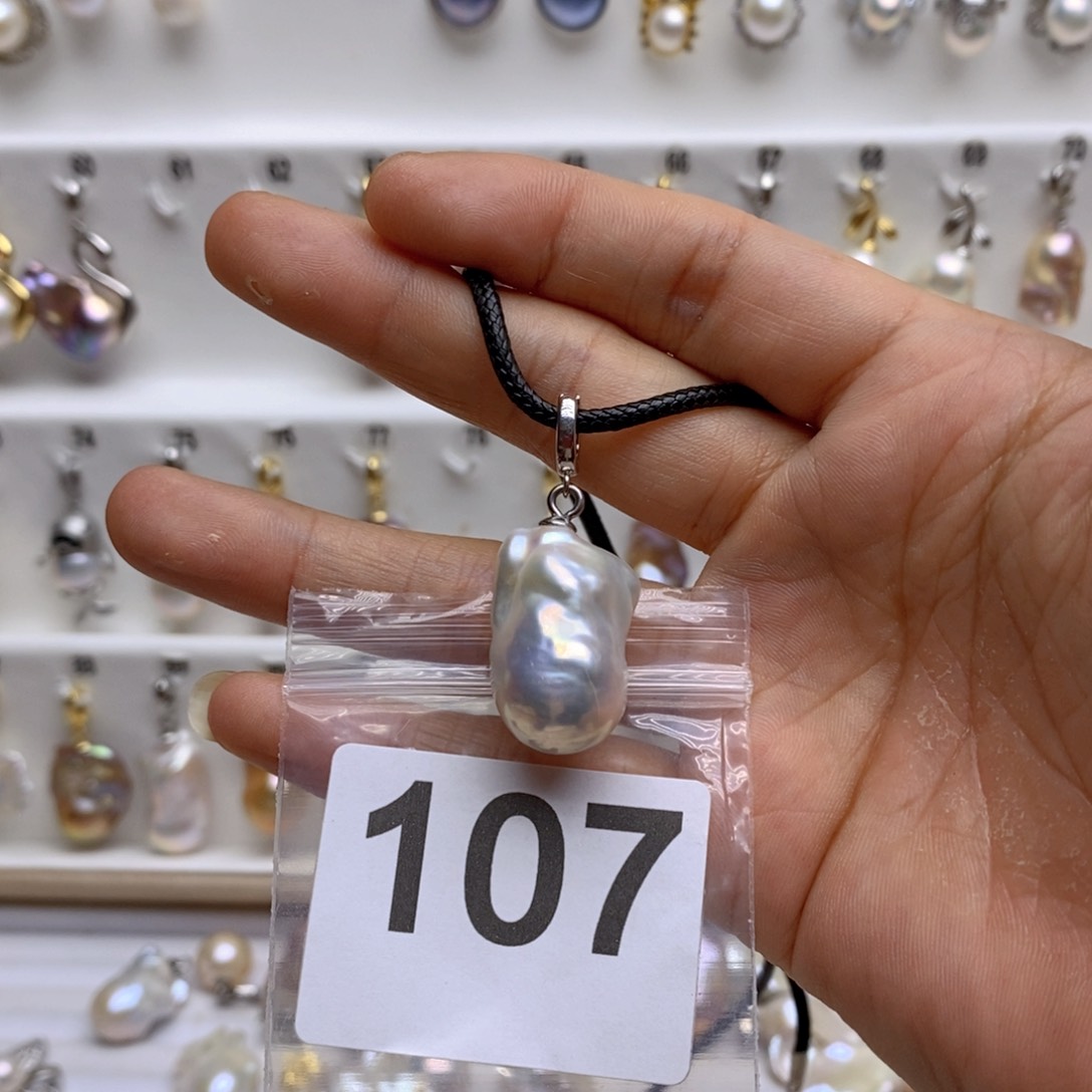 淡水珍珠颈饰银S925镶嵌107
