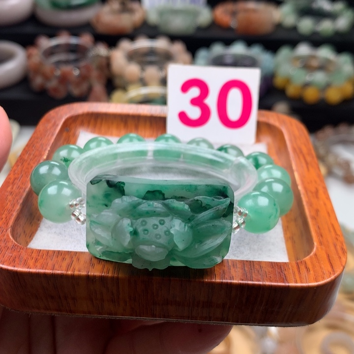 石英质玉手链未镶嵌