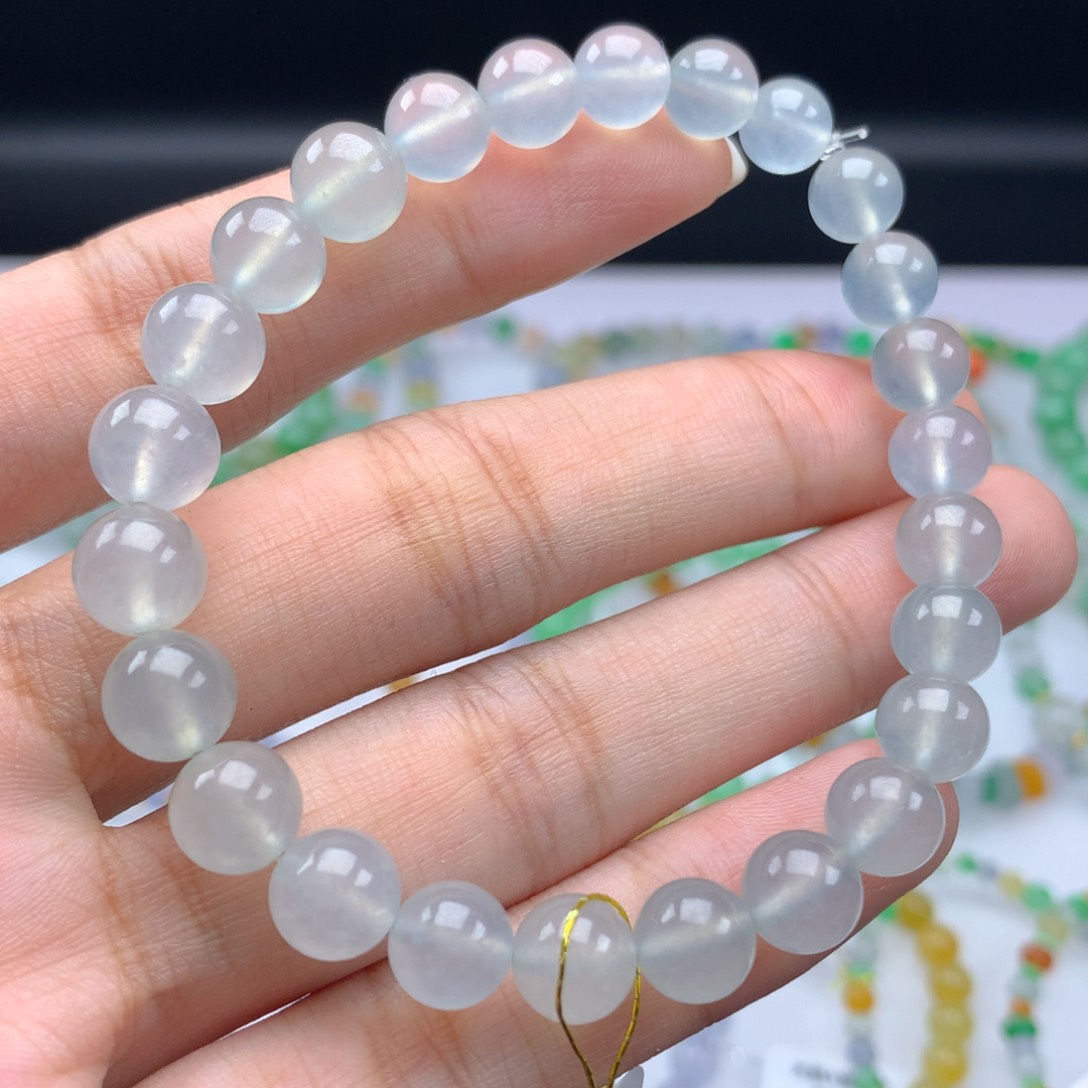 翡翠手链未镶嵌卡