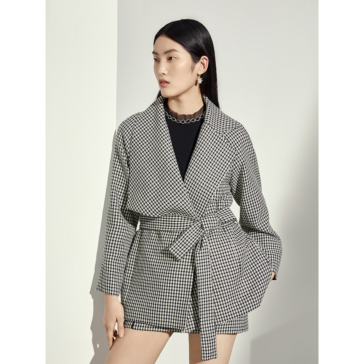 NR362102气质大翻领系带小香风外套