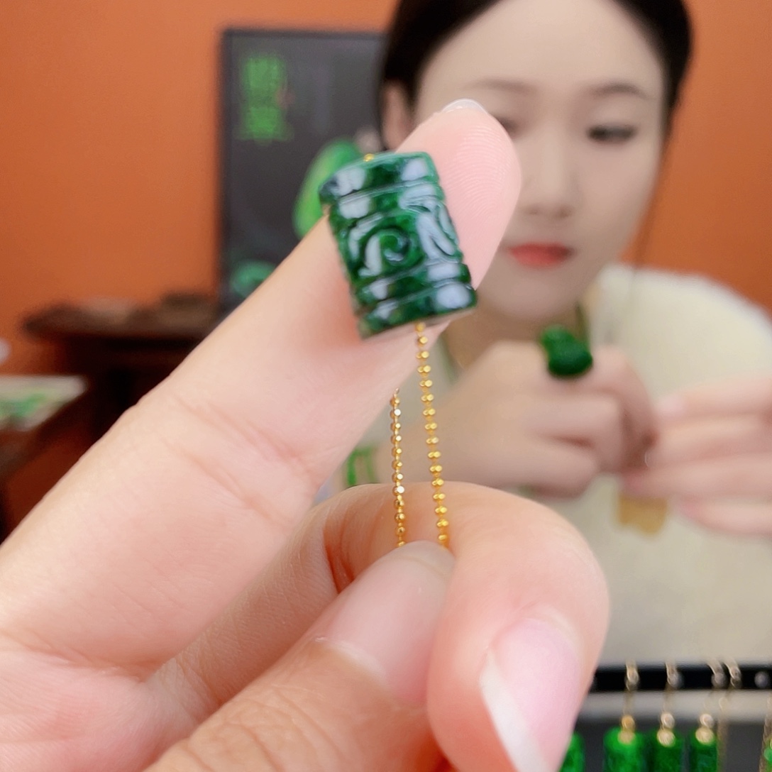 翡翠未镶嵌耳饰饰品