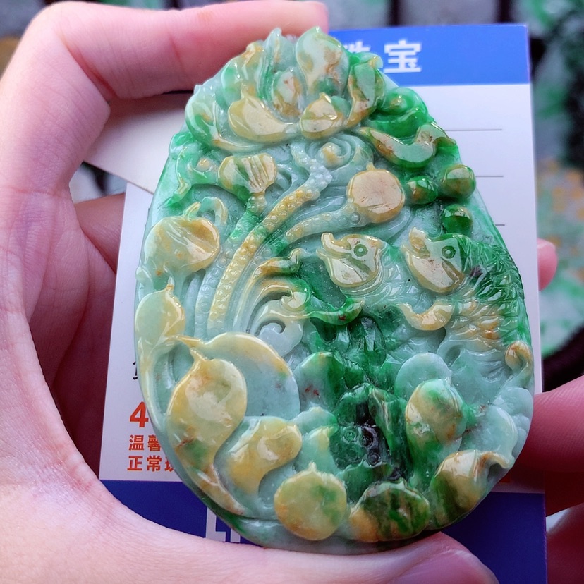 【闪购商品】翡翠颈饰未镶嵌天然