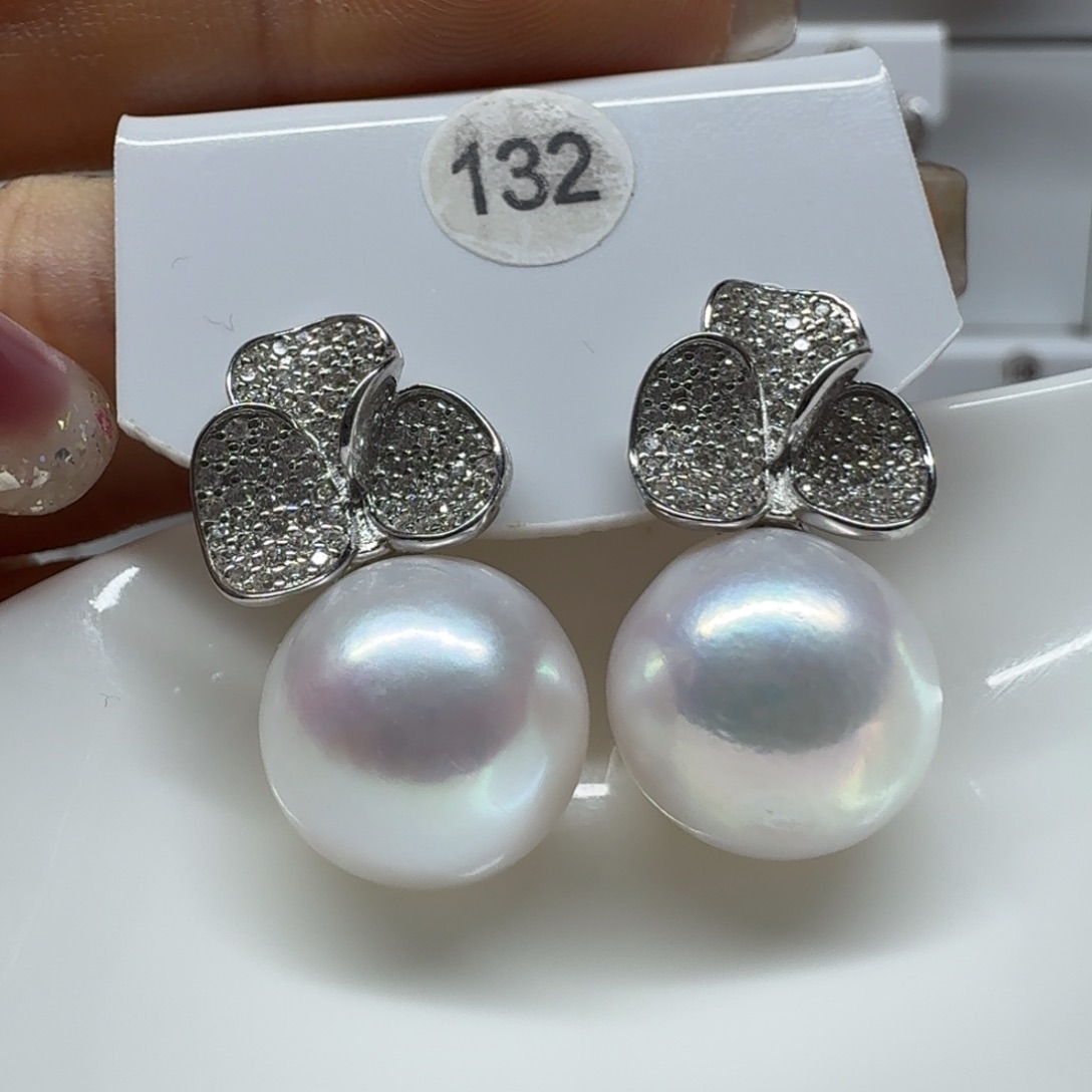 荳***蔻银S925镶嵌耳饰淡水珍珠珍珠13.3