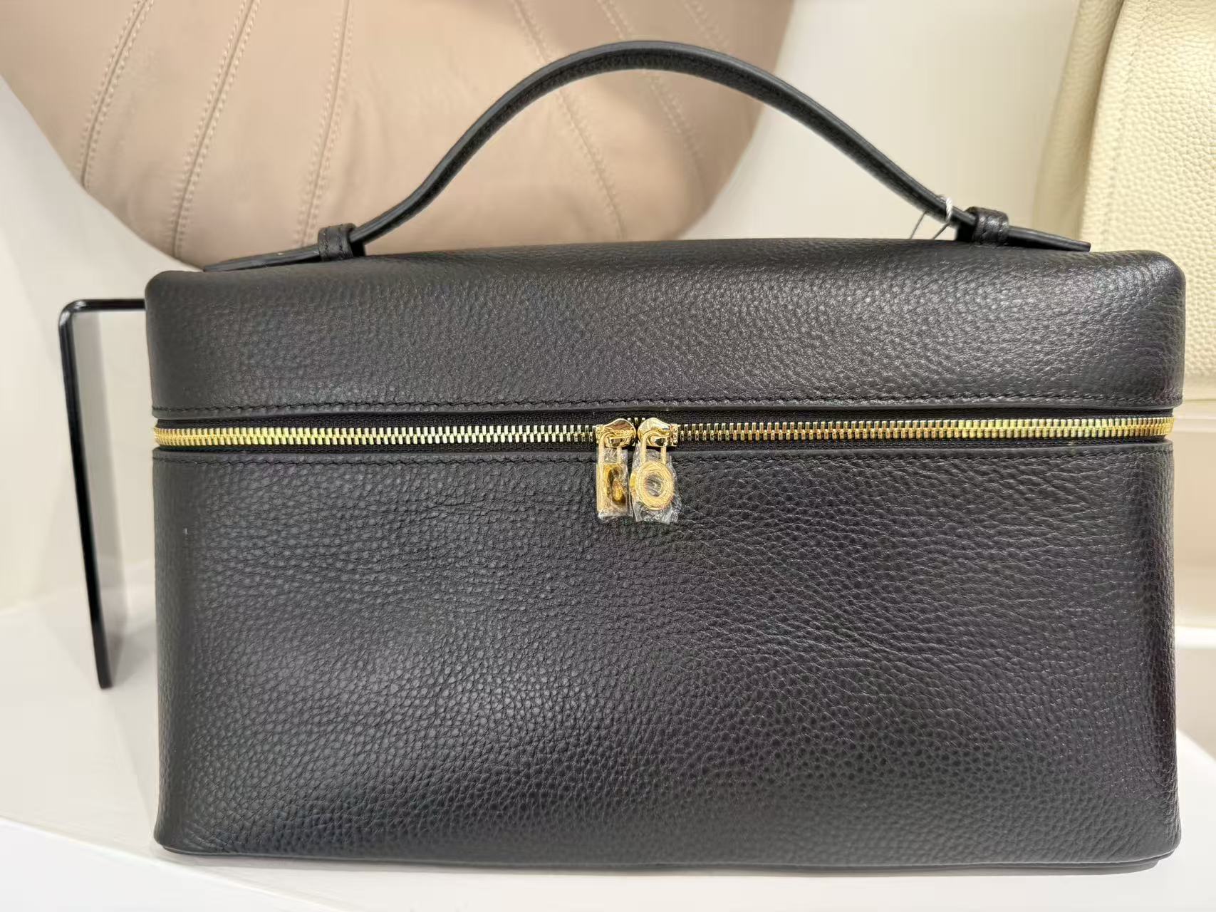 togo头层牛皮饭盒包27CM