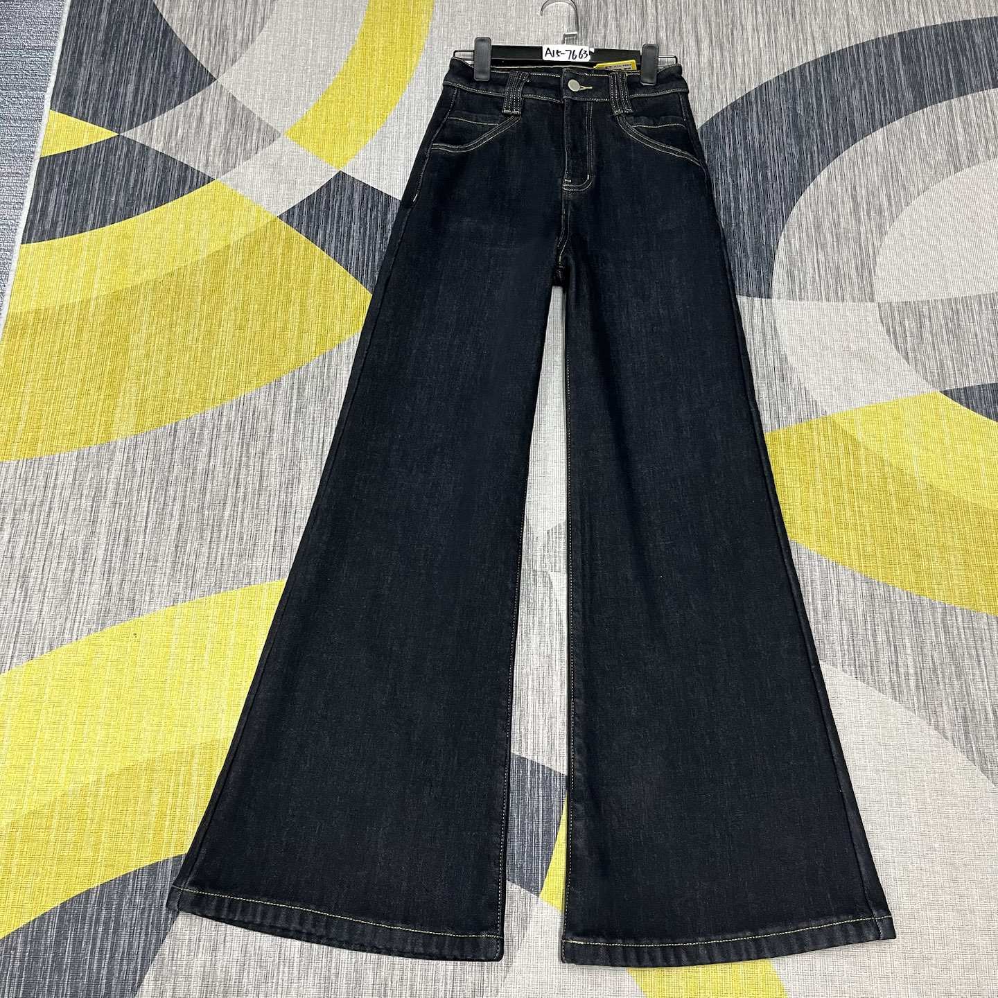 #A15-7663 加绒-厚绒 高货 黑金美式超火阔腿裤 微弹 （不换退）