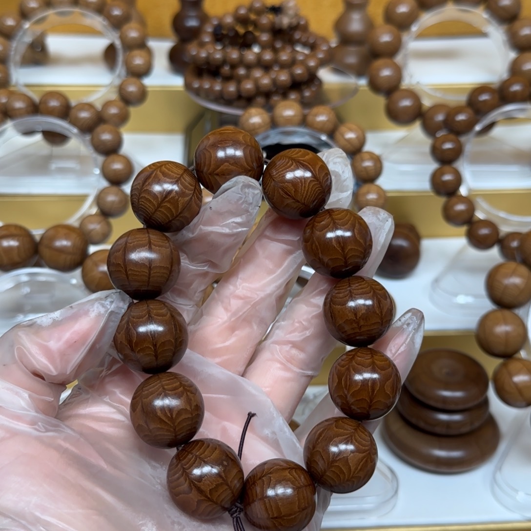 用***8木质类九道2.0手串