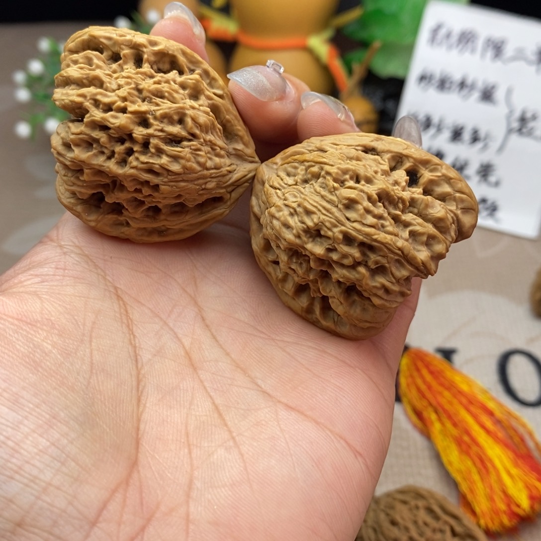 *****文玩核桃吊坠南疆