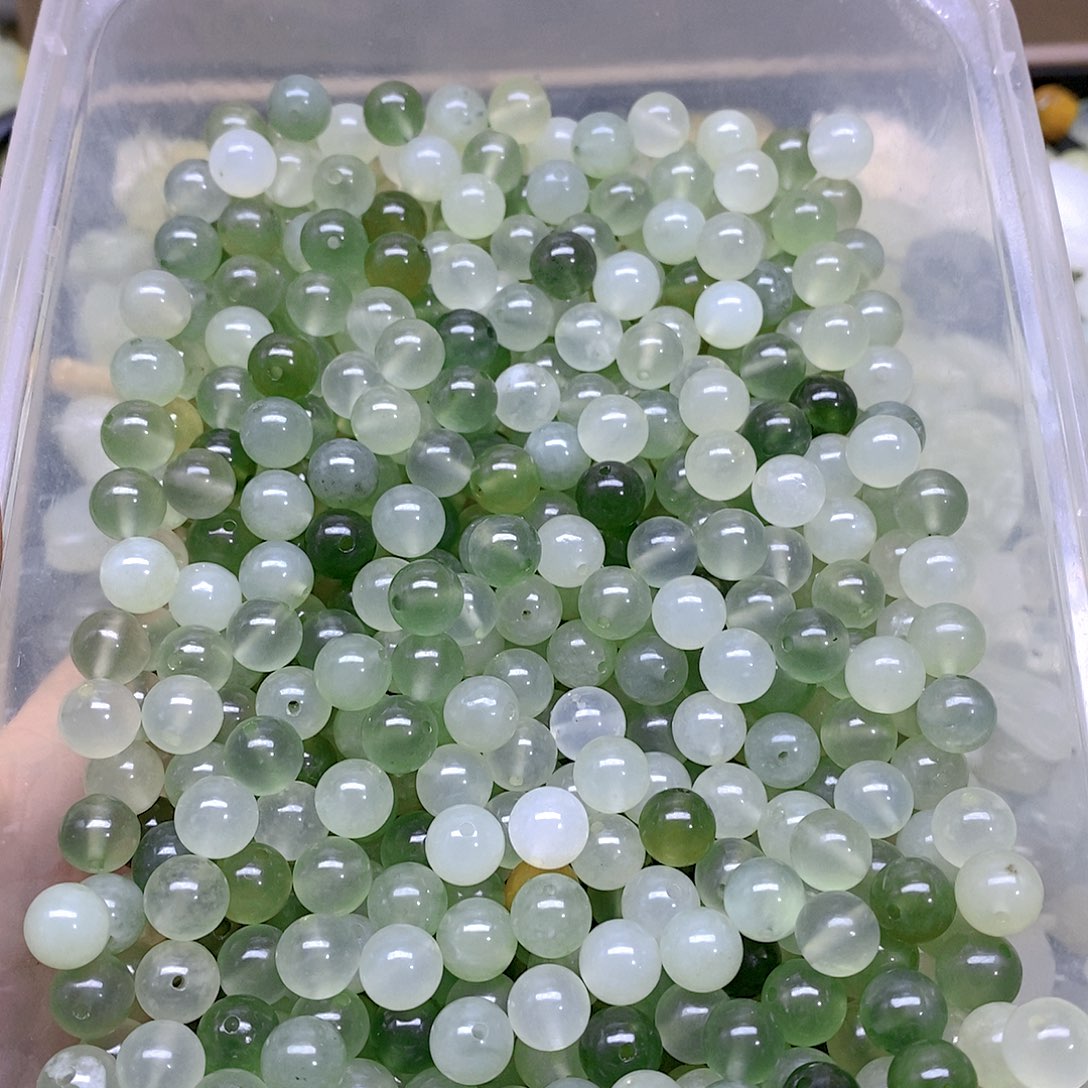 蛇纹石玉颈饰未镶嵌5