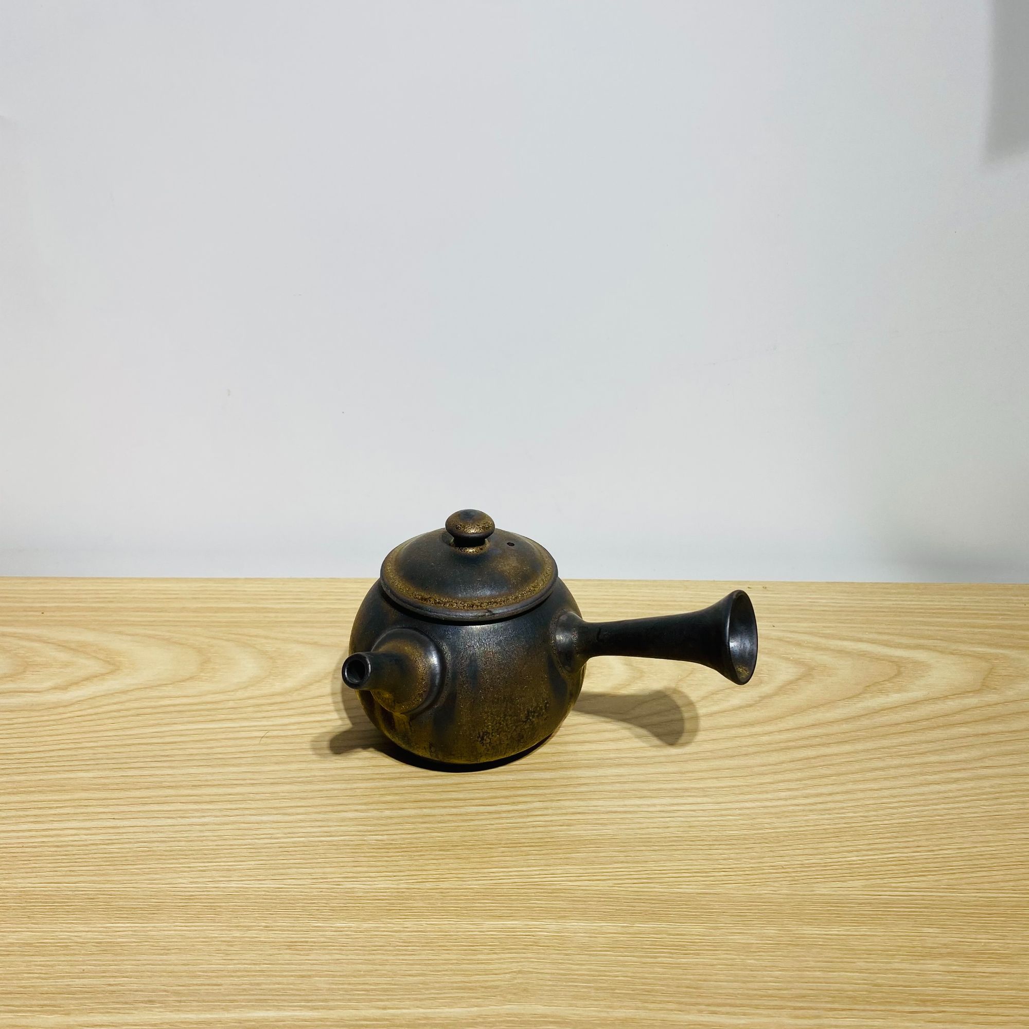 寻梵复古圆满侧把壶