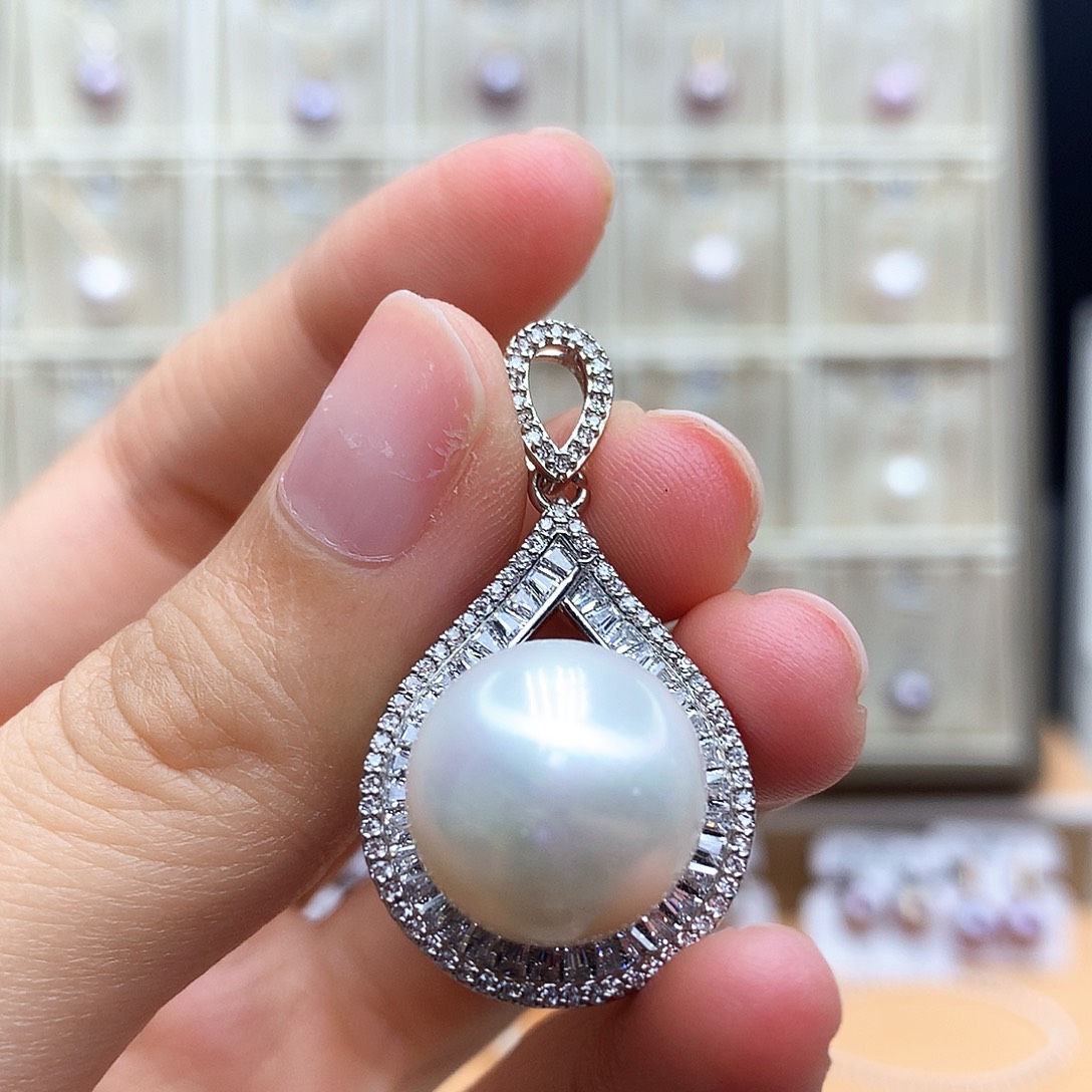 颈饰合金淡水珍珠