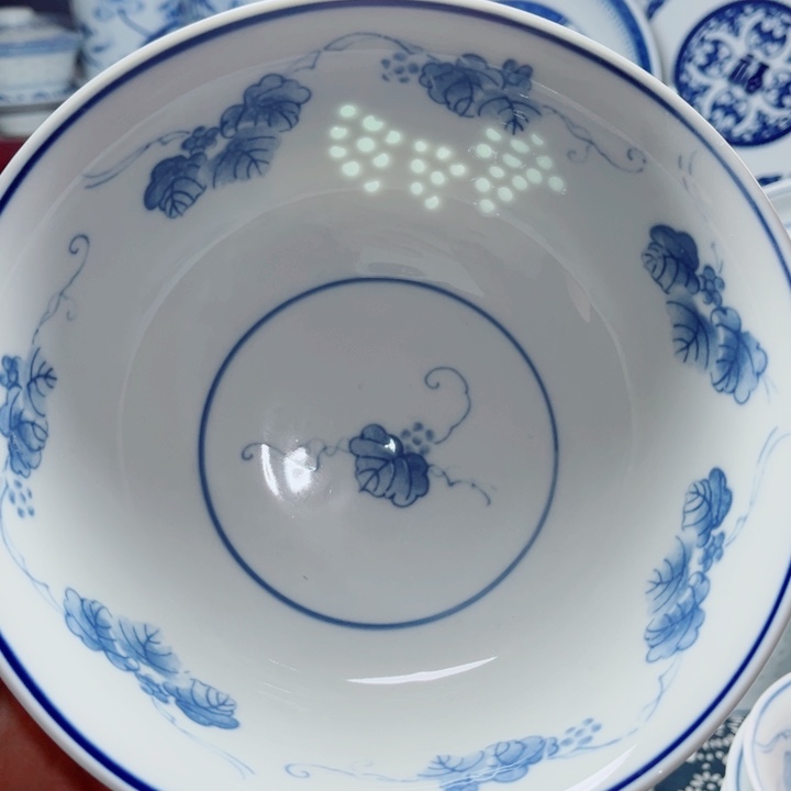 青花玲珑7寸面碗葡萄